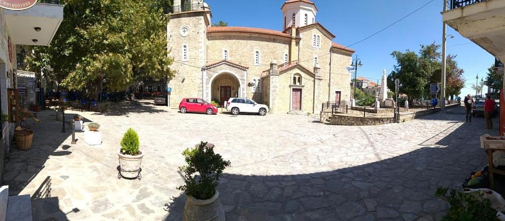 Отель Ξενωνασ Σελινουντα Космас Экстерьер фото